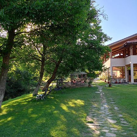 Perperеshka River Villas Stremtsi Exterior photo